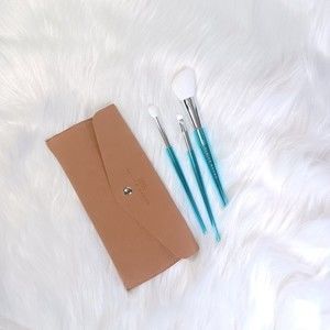 Elaina Badro Luxury Brush Set with pouch